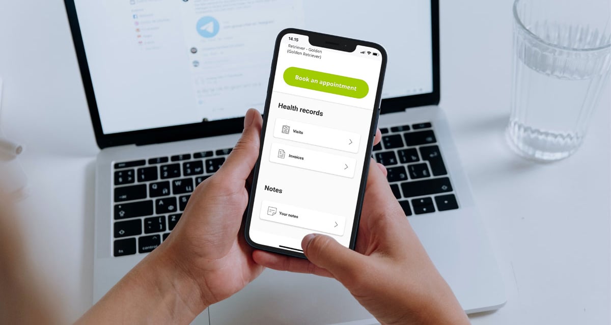 phone_pet_health_app_cropped